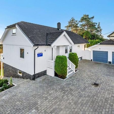Romslig og fin leilighet 17 min til Kristiansand Centrum Nodeland Eksteriør bilde